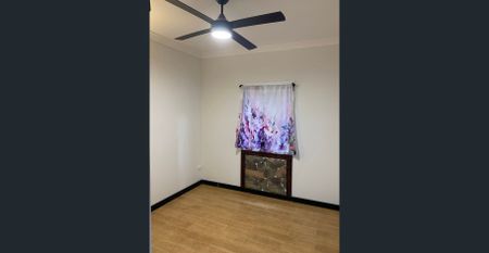 Elegant 3 bedroom appartment in centre of Birkdale, close to ocean, rail station, schools and shops - Photo 2