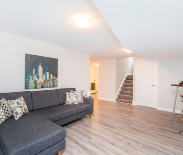 For Lease - 183 Kipp Street Unit# A, Vanier and Kingsview Park, Ont... - Photo 5