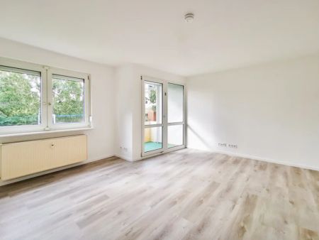 Wiesbaden-Schierstein Rheinnähe: Top sanierte 2 Zimmer-Wohnung mit Balkon, Keller und Speicher! - Foto 5