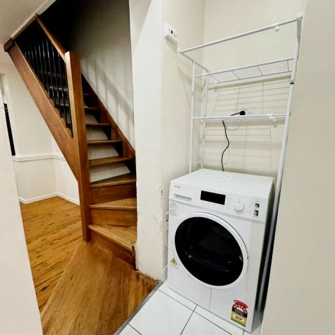 3 Kirk St, Sydney - Photo 1