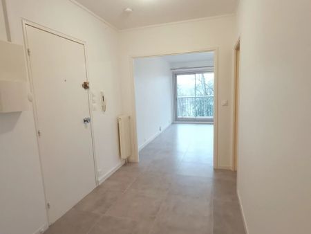 Location Appartement 3 pièces 86 m2 à Nantes - Photo 4