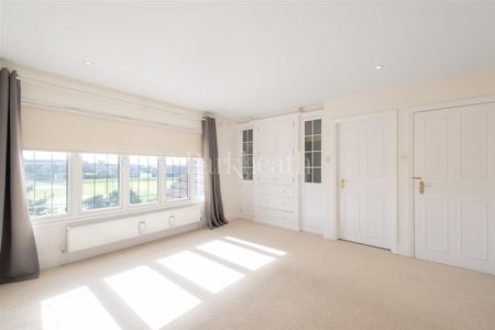 Harman Drive, London - Photo 2