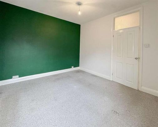 Channel View Road, Eastbourne, BN22 - Photo 1