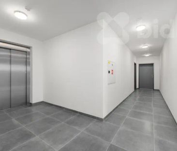 Pronájem bytu 1+KK v ulici Americká, Kladno - Photo 6