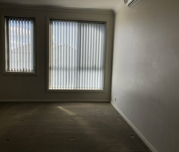 3 Bedroom House - Photo 3