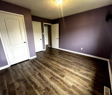 For Lease - 116 Maplewood Drive Unit# Unit 1, Essa, Ontario - Photo 4