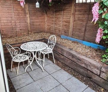 Studio to rent - Photo 5