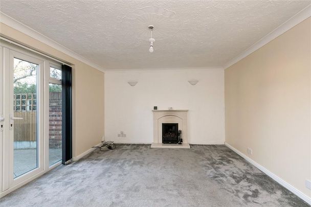 3 bedroom end of terrace house to rent - Photo 1