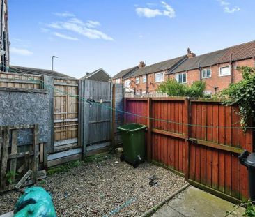 2 Bed Terraced House, Nickleby Road, LS9 - Photo 6