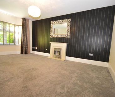4 bedroom detached house to rent - Photo 2