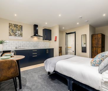 Crown House, Nuneaton, CV11 4BX - Photo 3