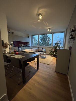 Moderne Wohnung an zentraler Lage - Photo 1