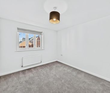 3 bedroom detached house to rent - Photo 2