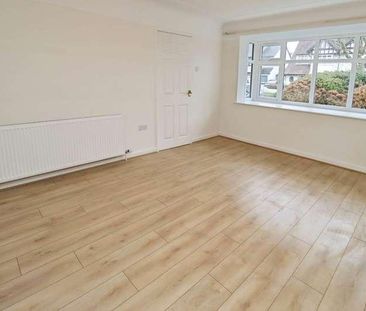 Manor Road, Bromborough, CH62 - Photo 3