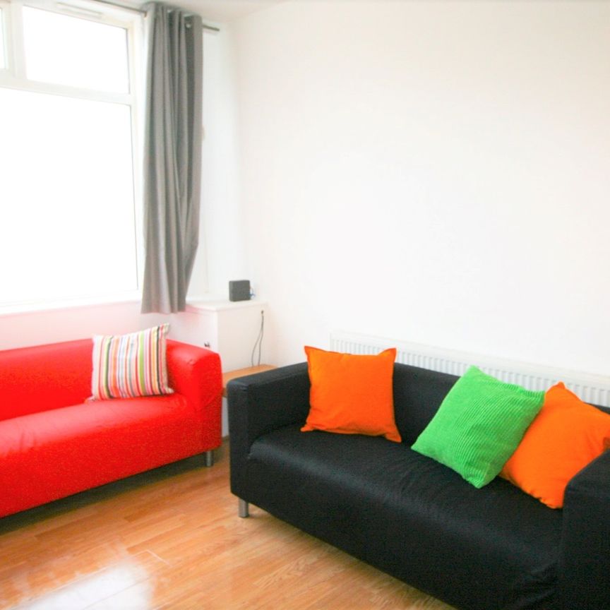 7 Bed Terraced House, Moseley Road, M14 - Photo 1