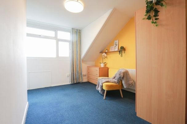 Room in a Shared House, St. Margaret Road, CV1 - Photo 1