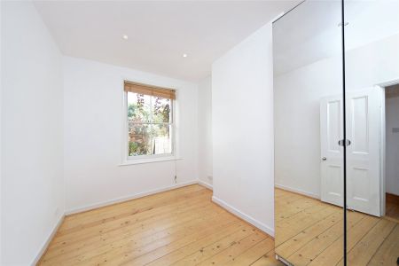 Bridge Lane, Battersea, London, SW11 ground floor flat to rent - Photo 2