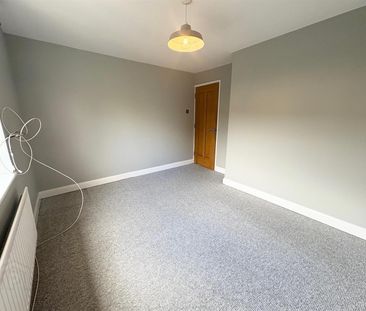52 East Link - Photo 2