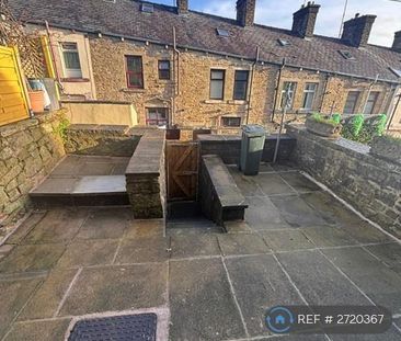 4 bedroom terraced house to rent - Photo 4