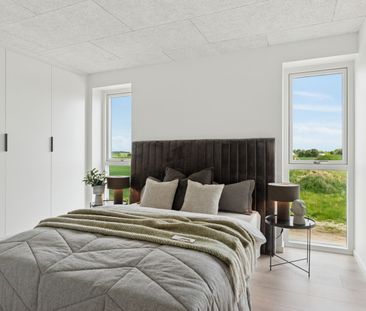 Røllikevej 10 - stuen tv - Foto 6