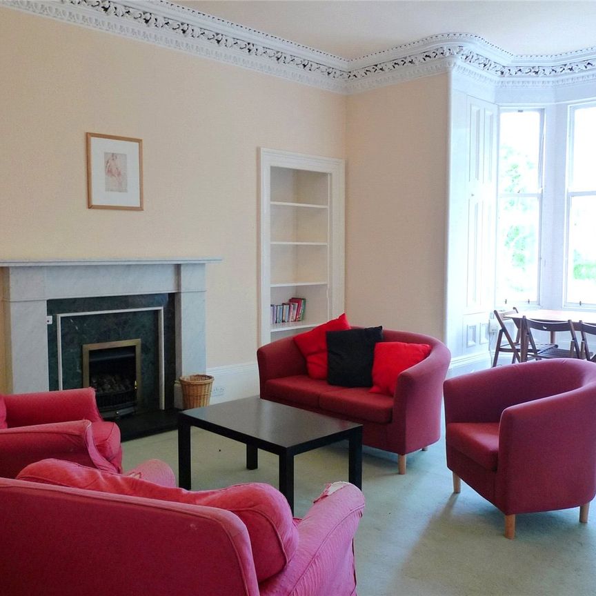 1F2 (1FL), 24 Melville Terrace - Photo 1