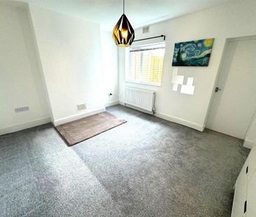 1 bedroom ground floor flat to rent - Photo 5