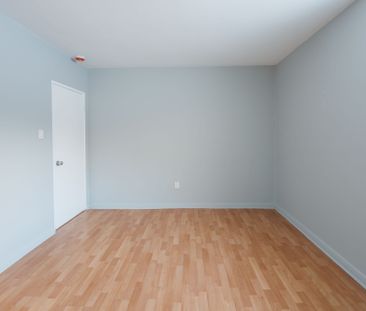 For Lease - 1061 Ravine Road Unit# 1, Oshawa, Ontario - Photo 1