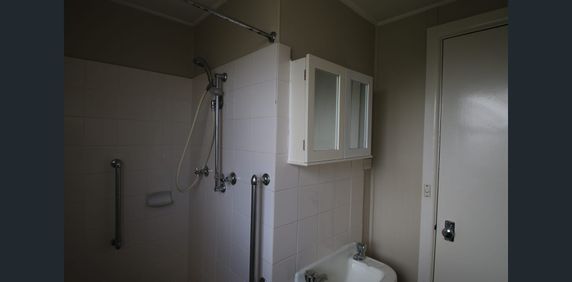 Affordable Bedsitter - Photo 2