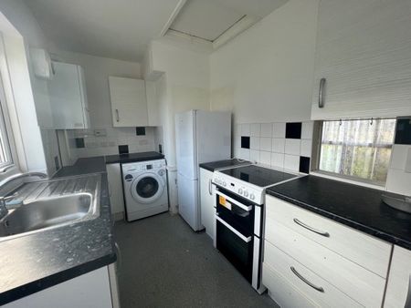 BARSTABLE BASILDON - Photo 2