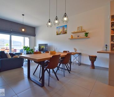 Stijlvol en ruim 1-slaapkamerappartement met zonnig terras! - Photo 3