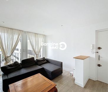 Location appartement à Brest, 2 pièces 47.72m² - Photo 1