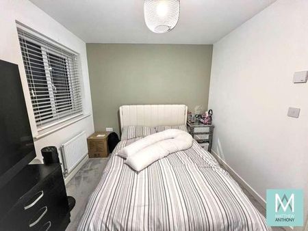 Fawcett Grove, Wick, BN17 - Photo 2