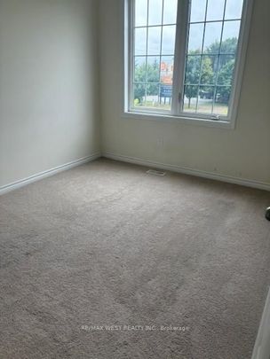 For Lease - 7 Village Gate Drive, Wasaga Beach, Ontario - Photo 1