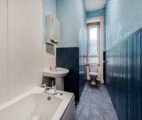 White Street, West End, Glasgow, G11 - Photo 1