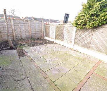 Cross Queen Street, Normanton - Photo 4