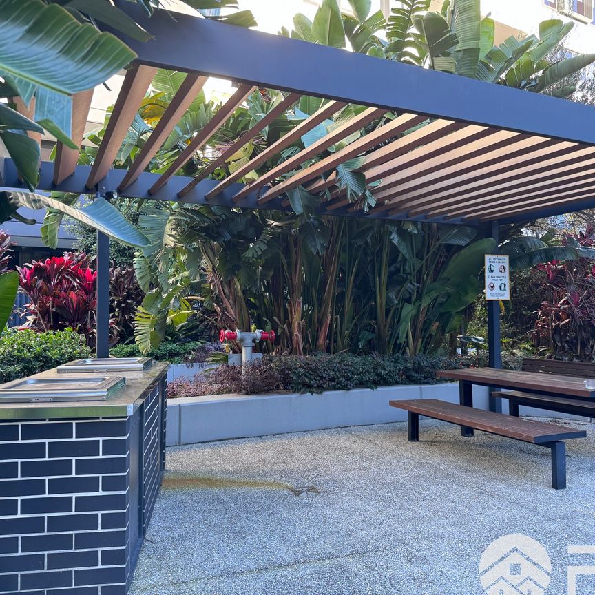 235/33 Rothschild Avenue Rosebery - Photo 1