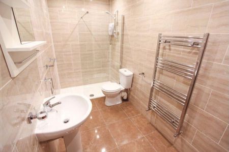 Sheil Rd, Kensington. - Photo 5