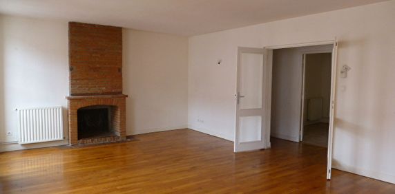 Location Appartement 4 pièces 108m² - Photo 2