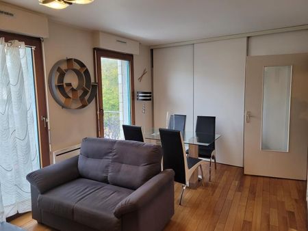 Location Appartement 1 pièce 28m² ST GERMAIN EN LAYE 78100 - Photo 4
