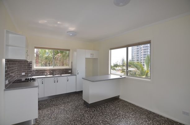 CENTRALLY LOCATED TWO BEDROOM UNIT - Photo 1