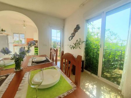 2 room luxury House for rent in Nerja, Andalusia - Photo 4
