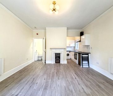 Upper Brighton Road, Surbiton, KT6 - Photo 6