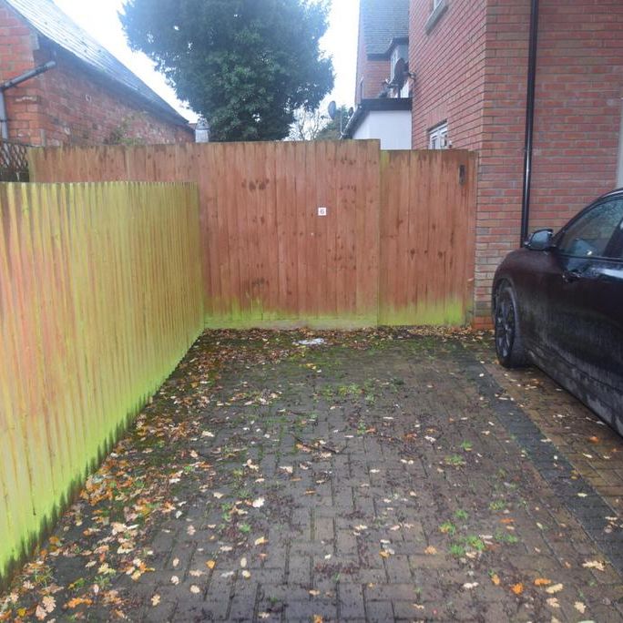 2 bedroom terraced house to rent - Photo 1