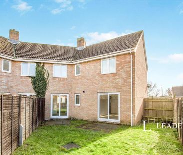 4 bedroom detached house to rent - Photo 4