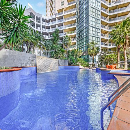 Modern Convenience ** Available 18/12/25 ** - Photo 4