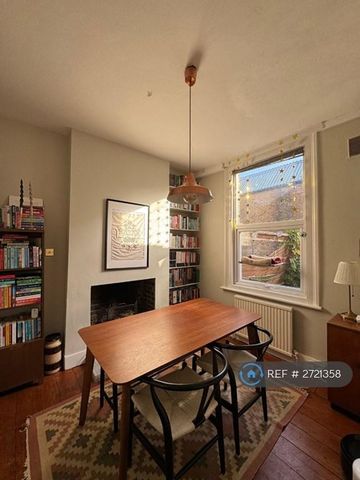 3 bedroom terraced house to rent - Photo 3