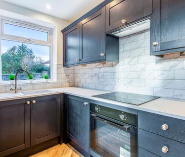 3 bedroom semi-detached house to rent - Photo 6