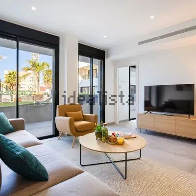 Alquiler de piso en Calle Maestro Falla, 15 - Photo 1