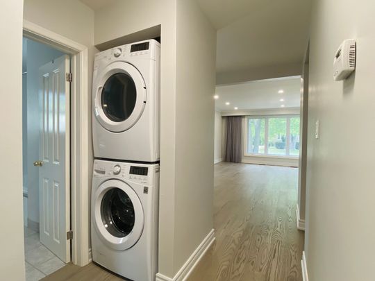 For Lease - 207 Maple Avenue, Richmond Hill, Ontario - Photo 1