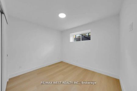 502 Atlas Avenue #A - Photo 3